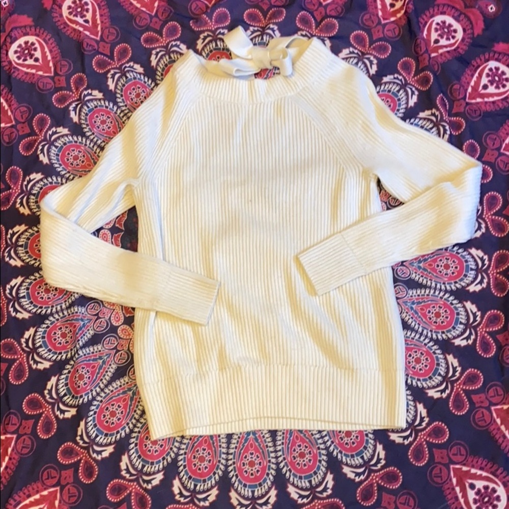 Tie back sweater